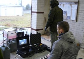 Inžinerijos batalione užsienio kompanijų atstovai pristatė sprogmenų neutralizavimo įrangos naujoves - 3