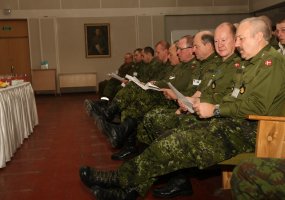 Trys kariuomenės štabai kartu pasitiko artėjančias Šv. Kalėdas  - 2