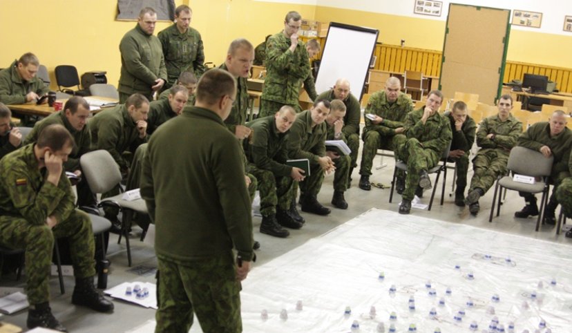 Brigados štabų mokymai „Sumanus vilkas 2013 II“ įgavo pagreitį – vyksta lemiamas mokymų etapas 