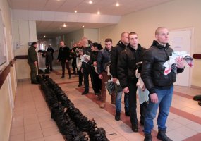 Jonušo Radvilos mokomajame pulke tarnybą pradėjo dvidešimt septinta BKM karių laida - 2
