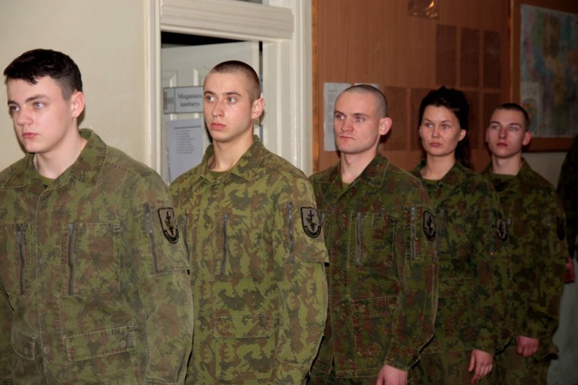 Tarnybą pradėjo dvidešimt aštunta BKM ir šešiolikta BKSĮK karių laidos