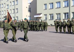 Kariuomenės vadovybė lankėsi dragūnų batalione - 2