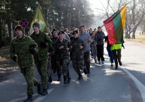 Petys į petį vardan garbės ir ateities - 2