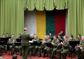 Vilniaus karinės įgulos kariai drauge paminėjo Lietuvos nepriklausomybės atkūrimo dieną  - 3