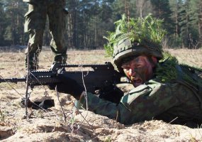 Gerai parengtam šauliui taikiniai krenta ir dieną ir naktį - 2