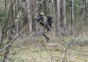Lauko taktinėse pratybose – žvalgai pasitikrino savo gebėjimus   - 3
