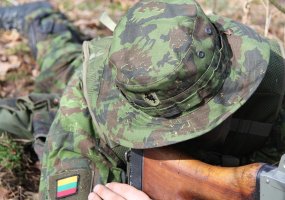 Lauko taktinėse pratybose – žvalgai pasitikrino savo gebėjimus   - 4