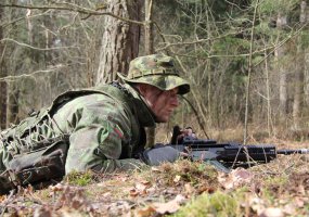 Lauko taktinėse pratybose – žvalgai pasitikrino savo gebėjimus   - 5