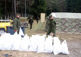 Logistai įrengė stovyklą pratyboms „Gintarinė valia 2014“ - 5