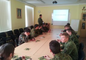 Jaunieji šauliai semiasi žinių iš profesionalų ir rengiasi krašto gynybai - 3
