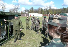 Jaunieji šauliai semiasi žinių iš profesionalų ir rengiasi krašto gynybai - 4