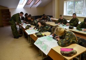 Jaunieji šauliai semiasi žinių iš profesionalų ir rengiasi krašto gynybai - 6
