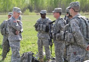 Commanding General of United States Army in Europe paid a work visit to Rukla, met with U.S.... - 5