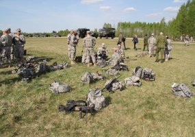 Commanding General of United States Army in Europe paid a work visit to Rukla, met with U.S.... - 6