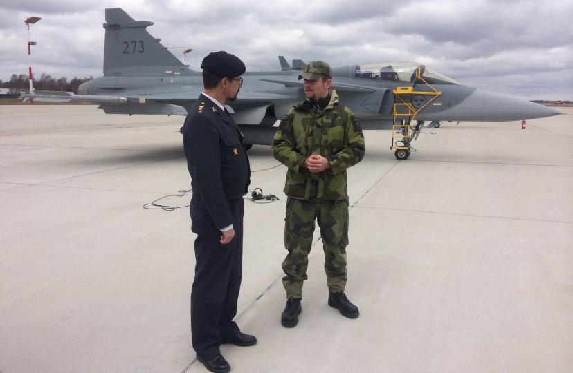 Chief of Air Force and Swedish Defence Attaché discusses possible ways of future cooperation