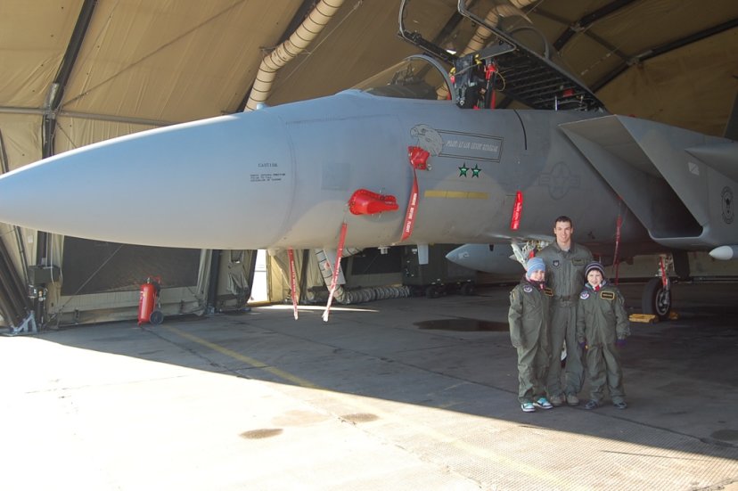 Aviacijos bazėje neeilinis renginys – „Pilotas dienai“ 