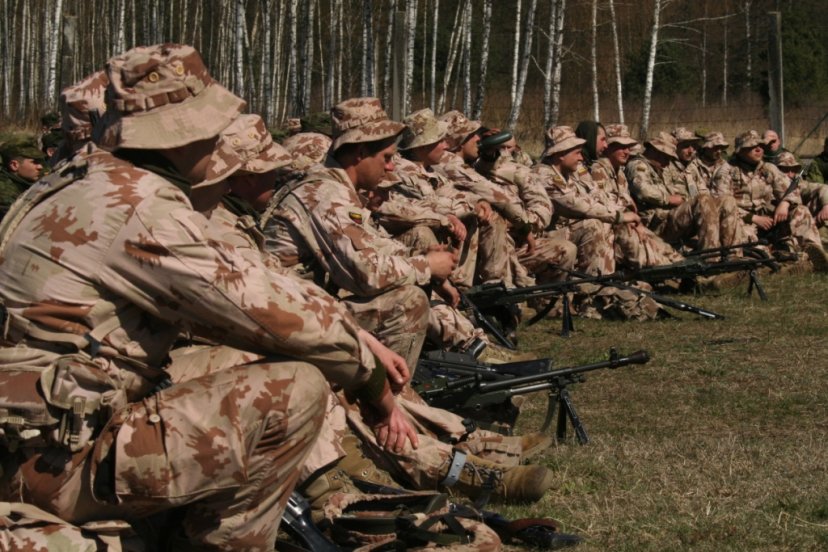 Ulonų batalione karines žinias atnaujino 100 rezervo karių