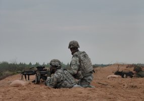 Personnel of MIB Iron Wolf and U.S. paratroopers attended joint live-fire exercise  - 4
