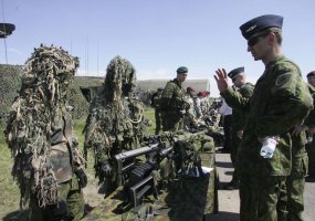 Joint Lithuanian-U.S. airborne landing operation crowned Exercise Black Arrow 2014 - 1