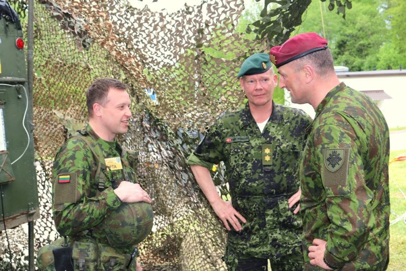 Štabų mokymuose „Sumanus husaras“ buvo vertinami trijų Sausumos pajėgų vienetų štabų gebėjimai