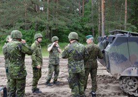Sausumos pajėgų Juozo Lukšos mokymo centre lankėsi Danijos karių delegacija - 5