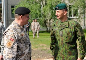 Latvijoje paskelbta pratybų „Kardo kirtis 2014” pradžia - 5