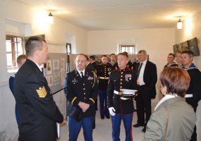 Macikuose pagerbti  per II pasaulinį karą žuvę Jungtinių Amerikos Valstijų kariai  - 1