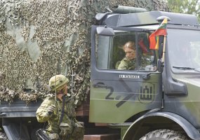 Pratybų „Kardo kirtis 2014“ Latvijoje dienoraštis: karo inžinieriai prakaito negaili - 3