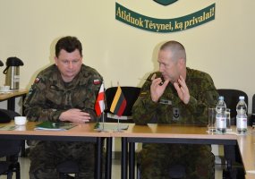 Kolegų iš Lenkijos delegacija Sausumos pajėgų Juozo Lukšos mokymo centre  - 1