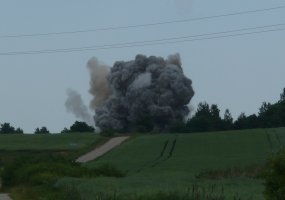 Inžinerijos bataliono kariai Radviliškio rajone neutralizavo keturias aviacijos bombas  - 2