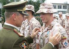 Gen. ltn. Arvydas Pocius: „Laisvė kainuoja“ - 1