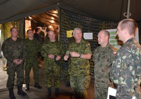 Lenkijoje baigėsi tarptautinės pratybos „Klevo skliautas 2014“ - 2