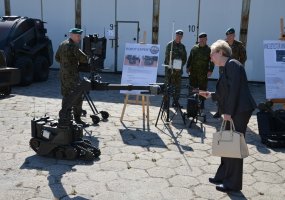 Lenkijoje baigėsi tarptautinės pratybos „Klevo skliautas 2014“ - 4