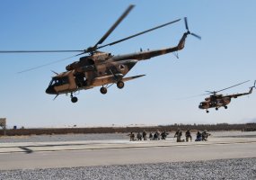 Misiją baigė Afganistano kariuomenės sraigtasparnių pilotus mokę Lietuvos kariai - 2
