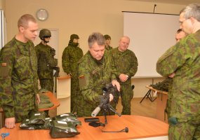 Kariuomenės vadas lankėsi Logistikos valdyboje - 2