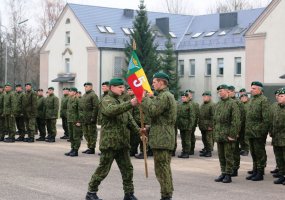 Husarų bataliono kuopoms įteiktos naujos kuopų vėliavėlės - 2
