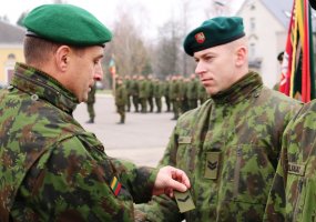 Husarų bataliono kuopoms įteiktos naujos kuopų vėliavėlės - 5