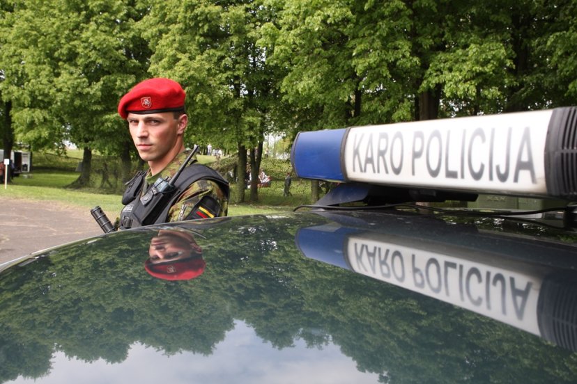 Karo policijos kariai padės užtikrinti viešąją tvarką lapkričio 1 d.