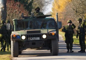 Per pratybas kariai savanoriai bendradarbiauja su Švenčionių ir Molėtų rajonų gyventojais  - 4