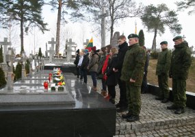 Marijampolės karinių dalinių įgula minėjo Lietuvos kariuomenės dieną - 3