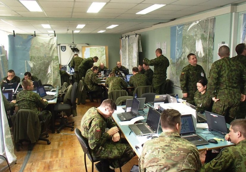 Brigados „Geležinis Vilkas“ štabas pasitikrino gebėjimus planuoti karines operacijas