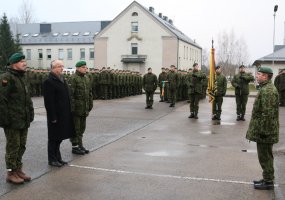 Husarų bataliono kovinė vėliava pažymėta Europos Sąjungos kovinės grupės ženklu - 1