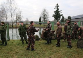 International winter survival exercise is running at the Hussar Battalion - 1