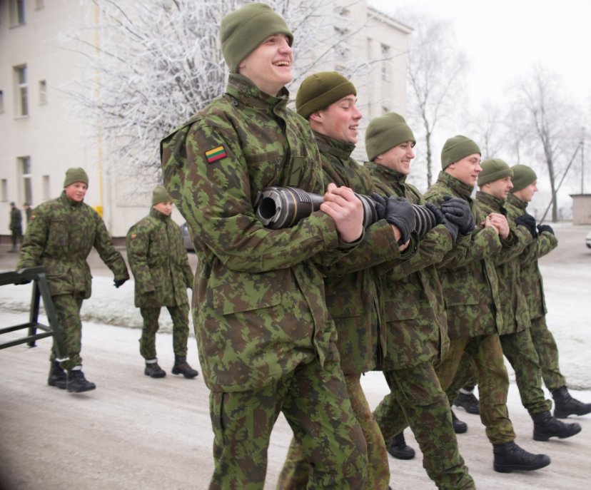 Oro gynybos batalione – geriausių metų karių apdovanojimai
