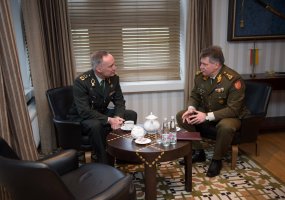 Nyderlandų Karalystės kariuomenės vadas: „Nyderlandai imsis visų būtinų priemonių sąjungininkų... - 6