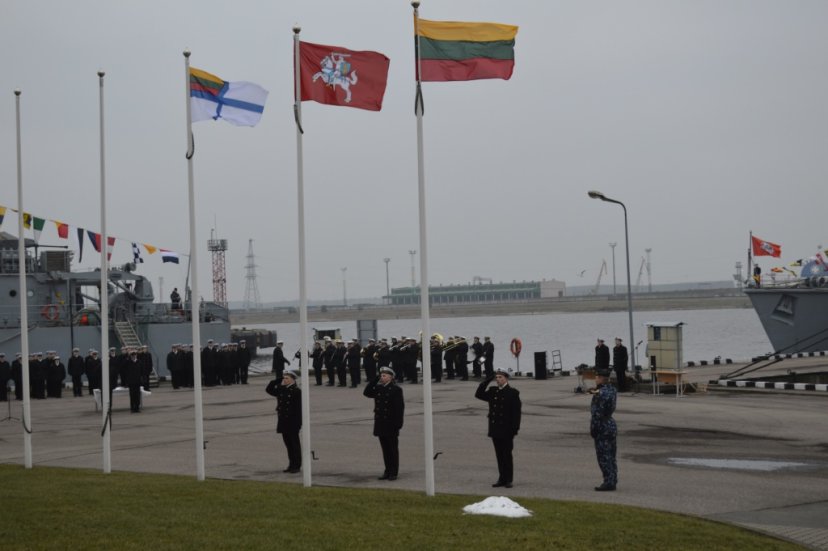 Karinių jūrų pajėgų kariai minėjo Lietuvos valstybės atkūrimo dieną