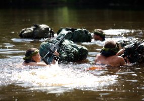 Prasidėjo vienos svarbiausių Lietuvos kariuomenės žvalgų pratybų - „Žvalgo akis 2015“  - 3