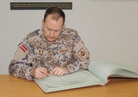 Lietuvos kariuomenės mokykloje lankėsi kolegos iš Latvijos puskarininkių mokyklos - 1