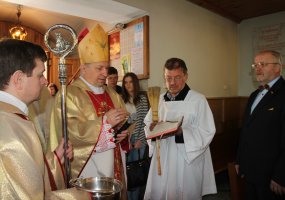 Marijampolės Šv. Vincento Pauliečio bažnyčioje pašventintos atminimo lentos - 1