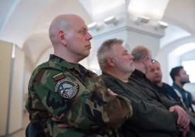 Susitikimas su pirmaisiais Lietuvos kariuomenės „ambasadoriais“ - 1